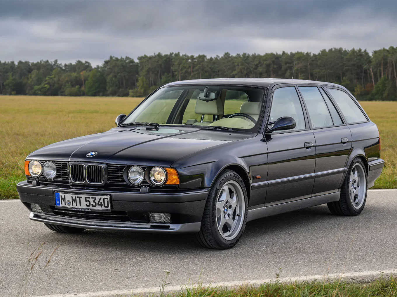 BMW-E34-M5-06 BMW E34 M5
